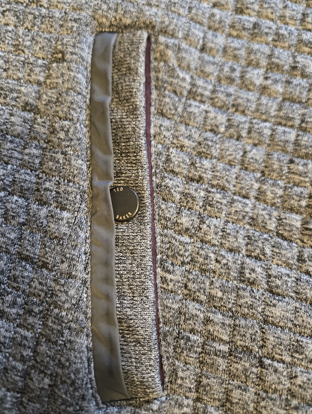 TED BAKER Men's Heather Gray Quilted Knit Whooty Jacket. Size 4. - Picture 5 of 14
